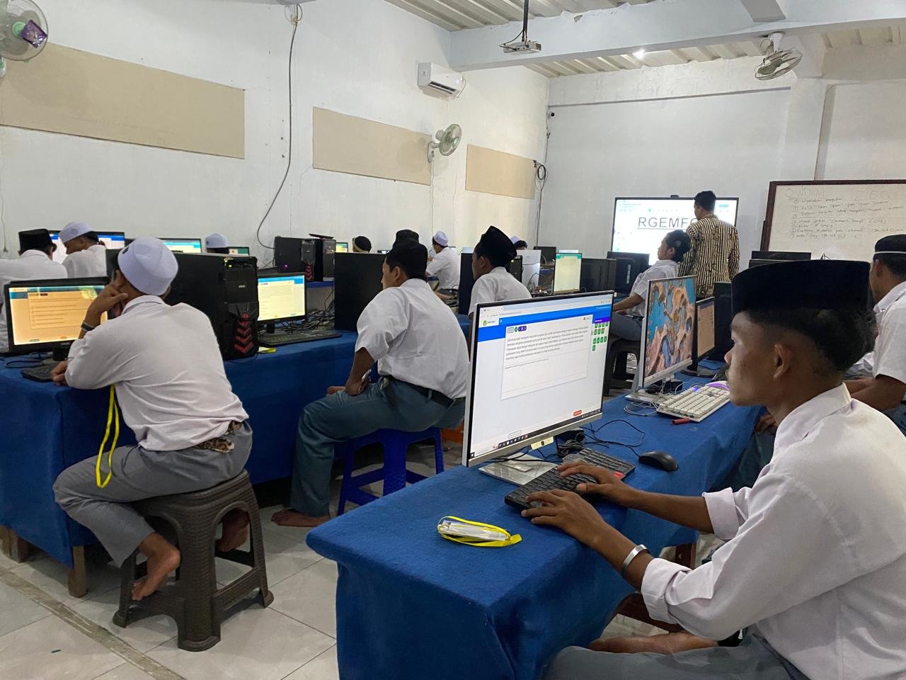 PSAJ Jurusan RPL di SMK Nurul Abror Al Robbaniyin Berlangsung Tertib, Lancar, dan Penuh Semangat